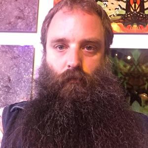 Meet your Posher, Tomas